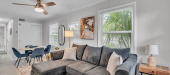 Cozy 2BR Near Lakes & Florida Southern â Private Outdoor BBQ Space in Historic Lakeland