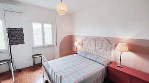 2 bedrooms, iron/ironing board, free WiFi, bed sheets - Penthouse with Panoramic Terrace and Sea View in Cilento (Castellabate)