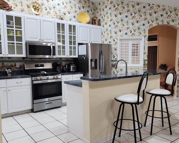 Microwave, oven, stovetop, dishwasher