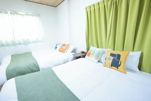 3 chambres, bureau, Wi-Fi gratuit, draps fournis