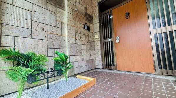 تفاصيل الفندق من الخارج