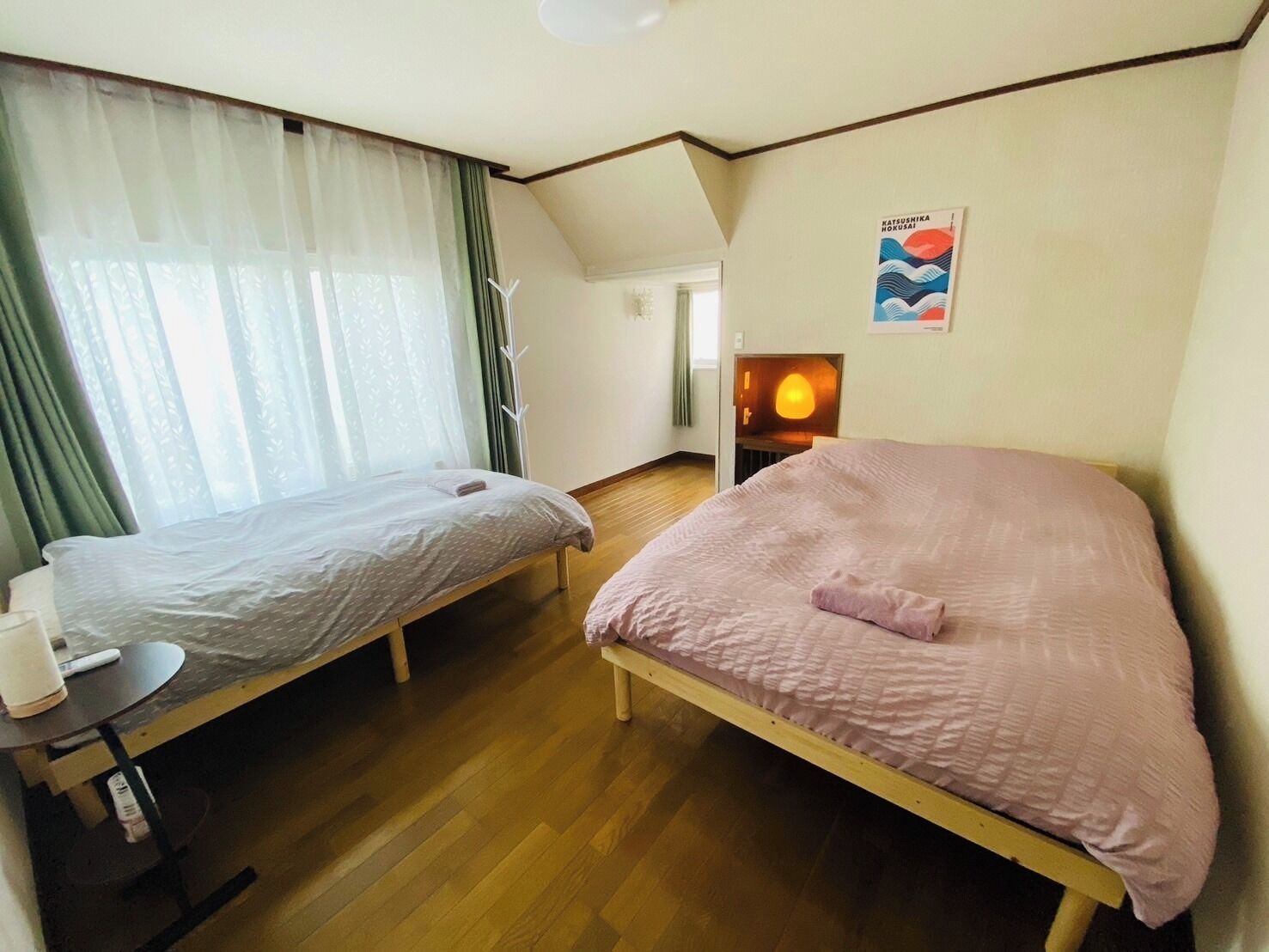 2 Schlafzimmer, Schreibtisch, Bügeleisen/Bügelbrett, kostenloses WLAN