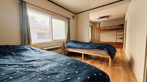 3 habitaciones, escritorio, tabla de planchar con plancha y wifi gratis 