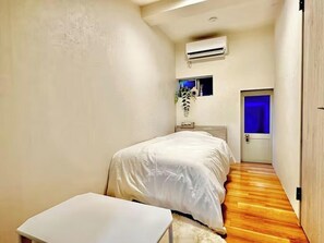3 bedrooms, desk, free WiFi