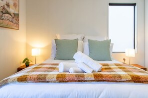 1 chambre, fer et planche à repasser, lit parapluie, Wi-Fi gratuit