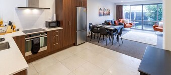 3bed with Garage Minutes from the Action and Sleeps 8