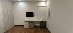 Desk, laptop workspace, free WiFi