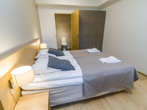 3 bedrooms, internet