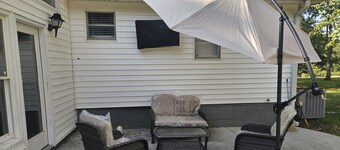 Charming house in delightful Stockbridge with AC, very cozy and event friendly