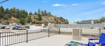 The Hideout - An Urban gem in downtown Estes Park!