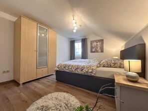 3 bedrooms, internet