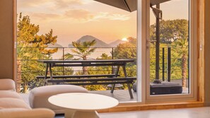 Basic Room, 2 Bedrooms (Orda 2 (Half Ocean View / Pool Villa)) | 2 bedrooms, WiFi (free) - Namhae Orda Pool Villa (Namhae)
