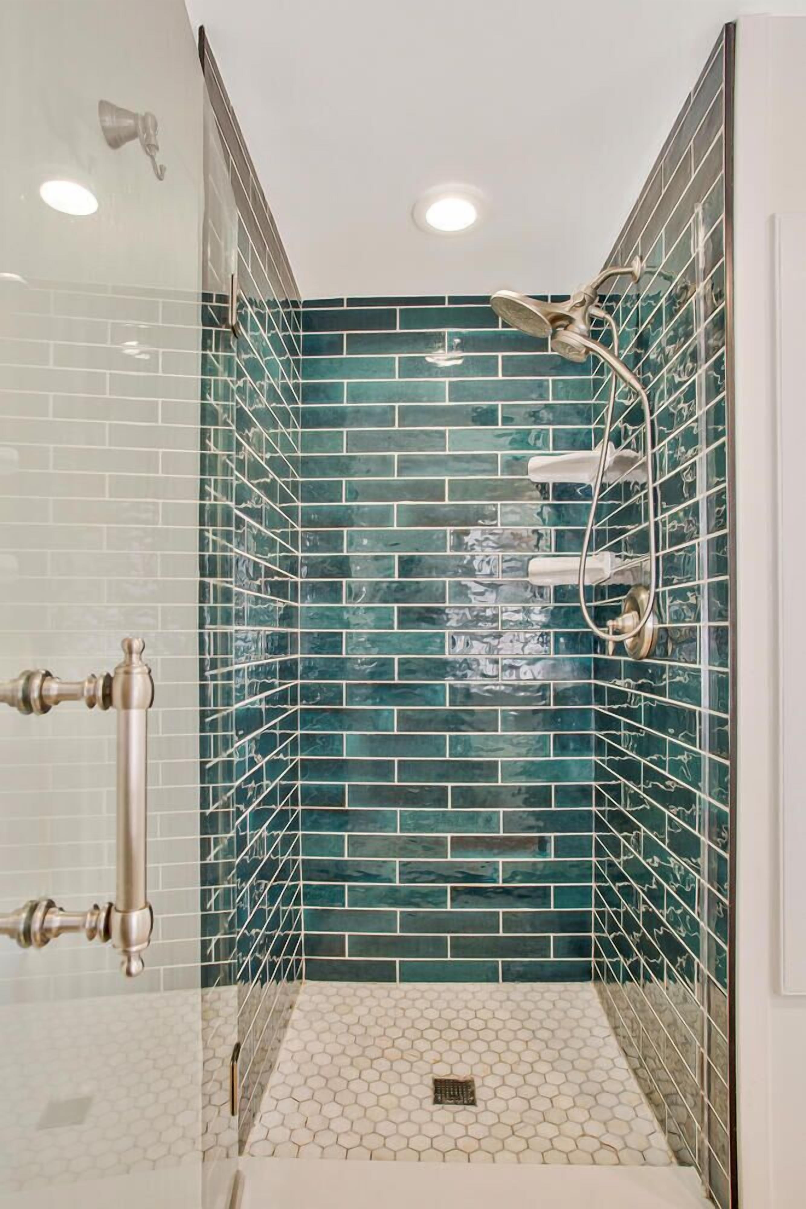 Shower, hair dryer, towels, shampoo