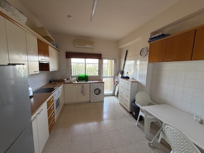 Microonde, forno, piano cottura
