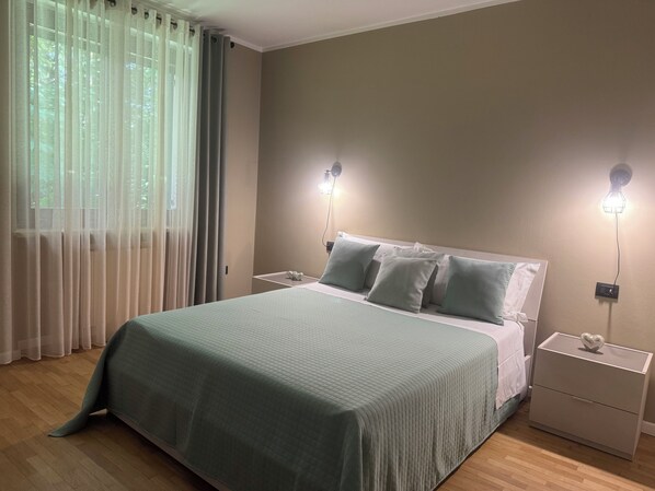 2 bedrooms, WiFi, bed sheets