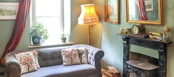 Farm House - UK50262
