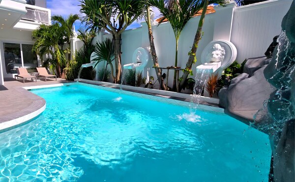 Nebuland Luxury Pool Villa Pattaya Walking Street - Jomtien