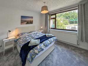 2 bedrooms, free WiFi