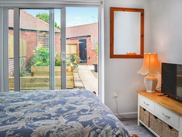 4 bedrooms, free WiFi