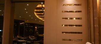 Amara Super Deluxe Dormitory