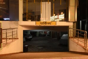 Free self parking