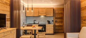 Nice apartment for 6 people with WIFI, TV, balcony and parking