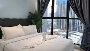 Departamento superior, 1 habitación, balcón, vista a la ciudad | Escritorio, espacio para trabajar con laptop y wifi gratis