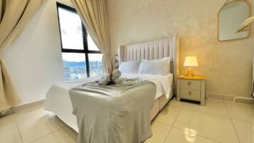 Desk, laptop workspace, free WiFi, bed sheets