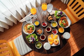 Free daily Japanese breakfast