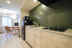 Deluxe Studio | Private kitchen
