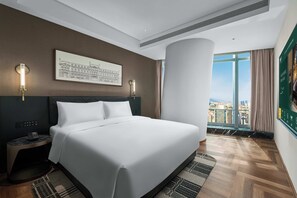 Free minibar, in-room safe, blackout curtains, soundproofing