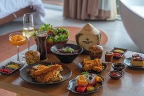 Free daily Japanese breakfast