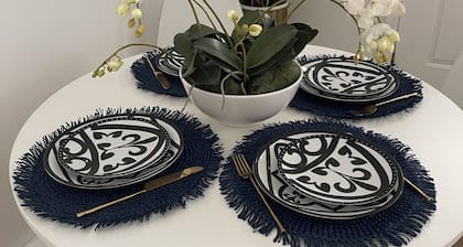 Modern 1 bedroom apartment near Stony Brook university hospital walking distance