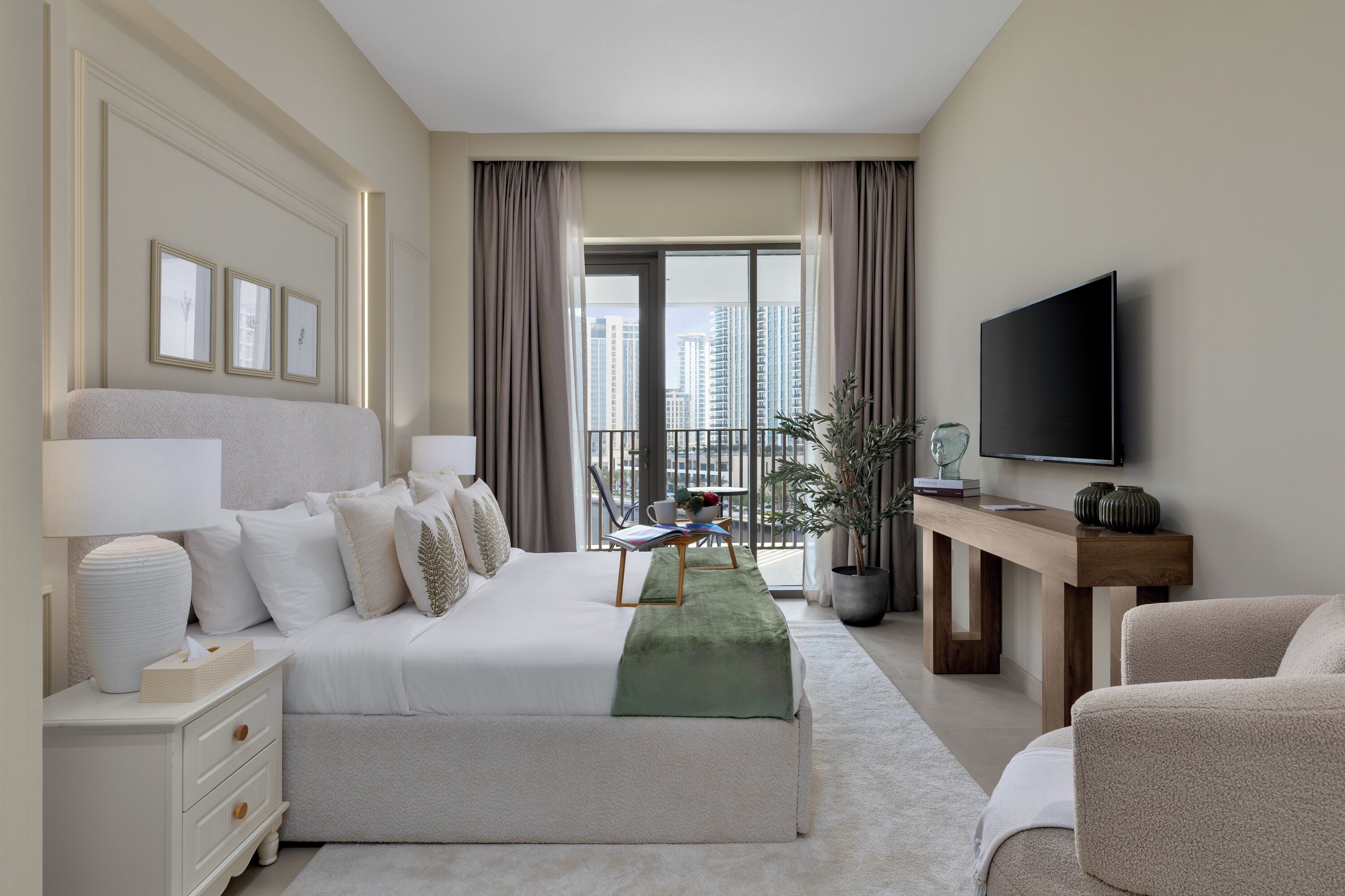 Deluxe Apartment, Canal View | In-room safe, blackout drapes, iron/ironing board, free WiFi