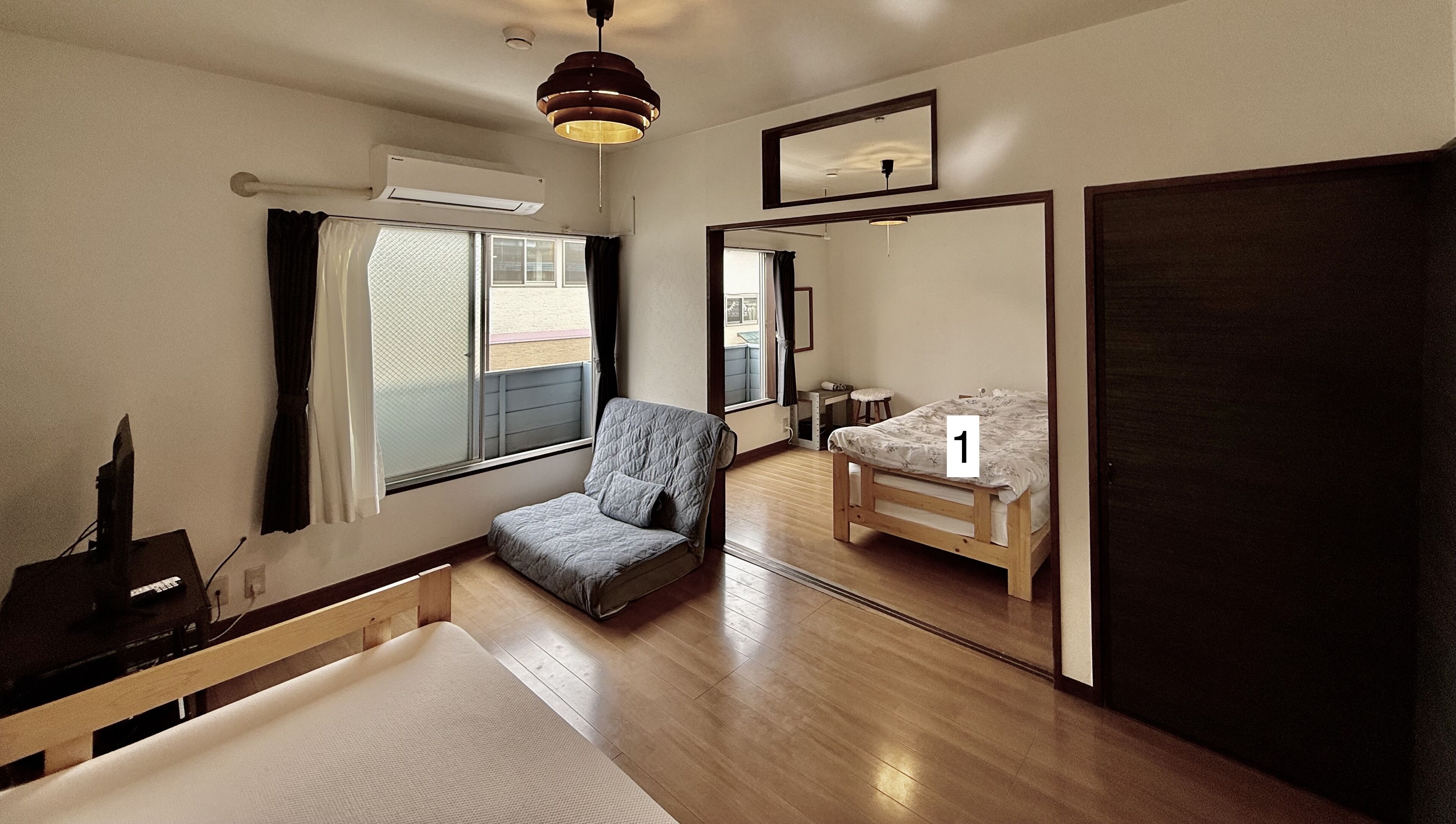 2 chambres, fer et planche à repasser, Wi-Fi gratuit, draps fournis