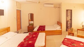 Standard Quadruple Room | Free WiFi