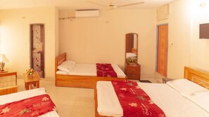 Standard Quadruple Room | Free WiFi