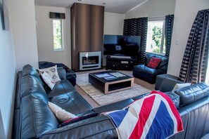 تلفزيون، مدفأة