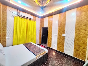 Deluxe Double Room, City View