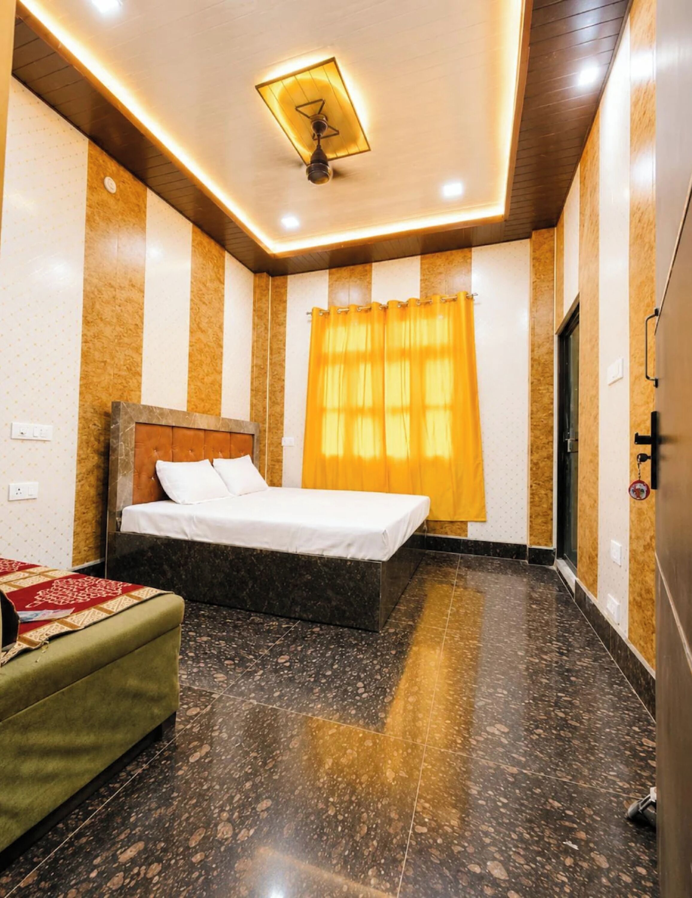 Chambre Double Deluxe, plusieurs lits, climatisation | Vue de la chambre