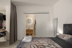 家庭開放式客房 (Viky's Place 2) | 1 間睡房、熨斗/熨衫板、免費 Wi-Fi、床單