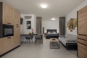 Family Studio (Vikys Place 2) | Living area