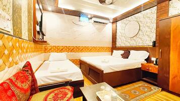 Deluxe-Dreibettzimmer, Stadtblick