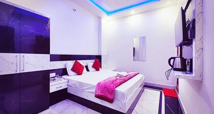 Hotel Hanuman Palace Ayodhya