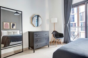 2 quartos, ferros/tábuas de passar roupa, Wi-Fi, roupa de cama