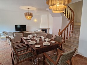 Dining - Elisia - VIP Properties by Interhome (Albufeira)