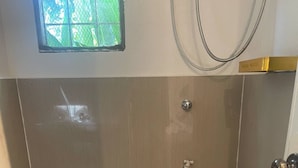 Bathroom - Cozy Studio Retreat in General Luna, Philippines (General Luna)