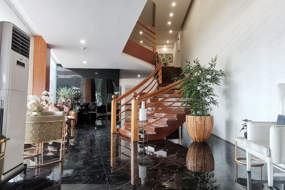 Dancenter Boss Hotel Near Clark International Airport