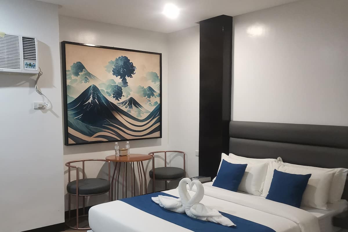 Chambre Double | Bureau, Wi-Fi gratuit, draps fournis
