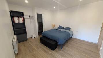 5 habitaciones y caja de seguridad en la habitación